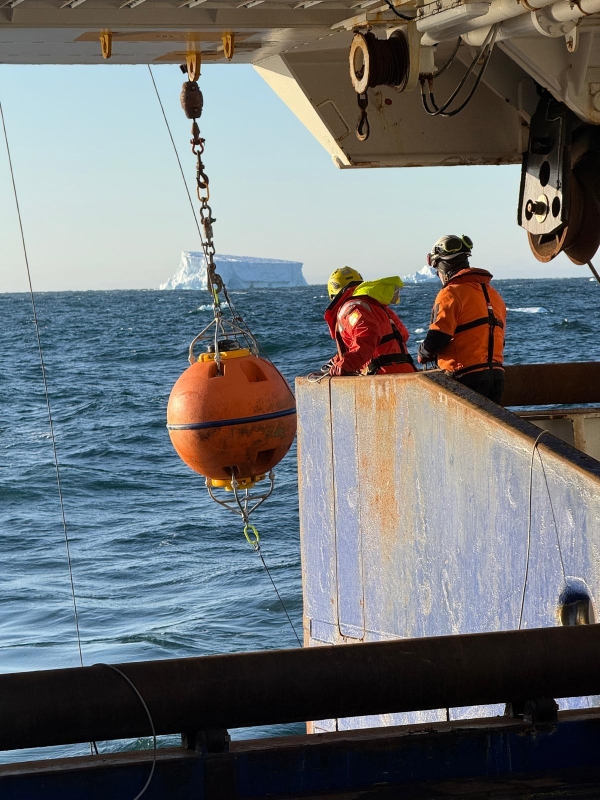 Deploying a mooring 
